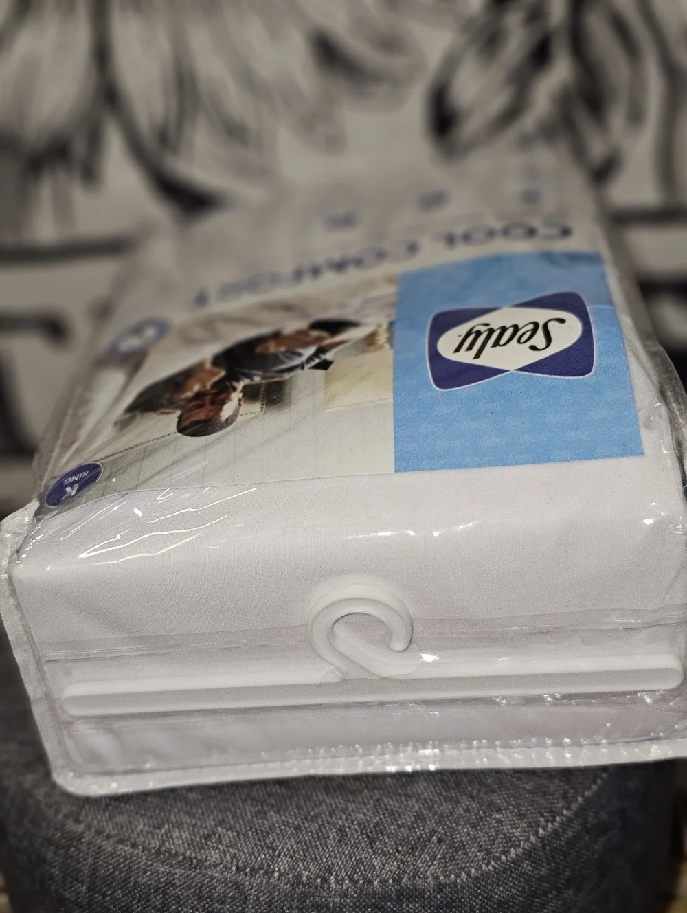NIP Sealy Cool Comfort King Fitted Mattress Protector - White